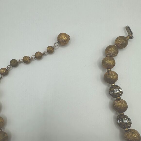Vintage Brushed Textured Gold Tone Ball Bead Chocker Necklace 14" Clasp VTG - Picture 5 of 8